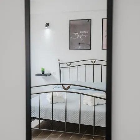 Near The Port And Beaches Center * Porto Torres