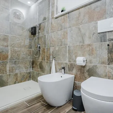 Near The Port And Beaches Center Porto Torres