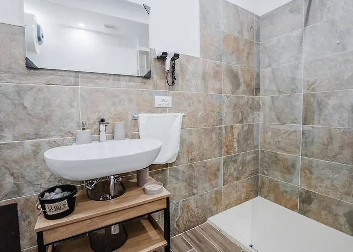 Near The Port And Beaches Center Porto Torres